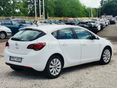 OPEL ASTRA J 2010/7 - 5