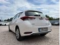 TOYOTA AURIS 2017/1 - 5