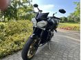 TRIUMPH STREET TRIPLE 675 R 2012/1 - 6
