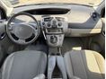 RENAULT SCENIC 2004/5 - 9