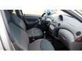 TOYOTA YARIS 2004/2 - 11