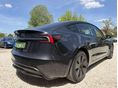 TESLA MODEL 3 2024/3 - 4