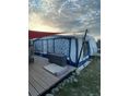 Fendt lakókocsi elősátorral