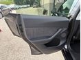 TESLA MODEL Y 2022/3 - 17
