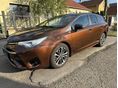 TOYOTA AVENSIS Touring Sports 2.0 D-4D Executive FACELIFT.VÉGIG VEZETETT SZERVIZKÖNYV.LED.NAVI.RADAR.MONITOR.KAMERA.ÜLÉS FŰTÉS.AL