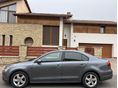VOLKSWAGEN JETTA 2011/1 - 3
