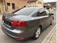 VOLKSWAGEN JETTA 2011/1 - 5
