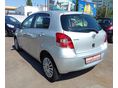 TOYOTA YARIS 2011/6 - 5