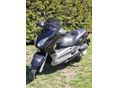 YAMAHA X-MAX 250 
