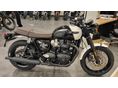 TRIUMPH BONNEVILLE 2024/2 - 4