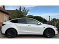 TESLA MODEL Y 2025/4 - 5