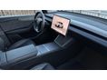 TESLA MODEL Y 2025/4 - 8