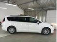 CHRYSLER PACIFICA 2017/6 - 8