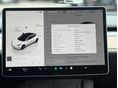 TESLA MODEL 3 2022/2 - 18