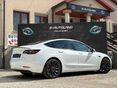 TESLA MODEL 3 2022/3 - 7