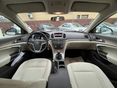 OPEL INSIGNIA 2011/6 - 9