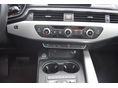 AUDI A4 2019/8 - 9
