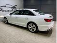 AUDI A4 2021/1 - 6