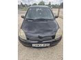 TOYOTA YARIS 2001/11 - 5