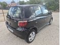 TOYOTA YARIS 2001/11 - 5