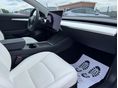 TESLA MODEL 3 2022/3 - 18