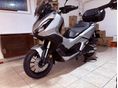 HONDA ADV 350 Karcmentes. magánszemélytől