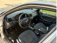 BMW 318 2002/8 - 6