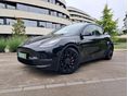 TESLA MODEL Y 2022/8 - 1