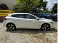 VOLVO V40 2015/7 - 8