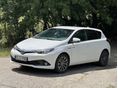 TOYOTA AURIS 2016/7 - 1