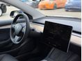 TESLA MODEL 3 2022/12 - 13