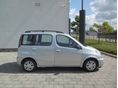 TOYOTA YARIS VERSO 2002/6 - 3