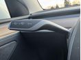 TESLA MODEL Y 2022/2 - 19