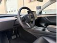 TESLA MODEL Y 2022/3 - 15