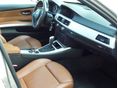 BMW 330 2011/4 - 8