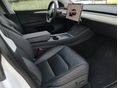 TESLA MODEL Y 2022/9 - 10