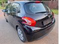 PEUGEOT 208 2013/3 - 5