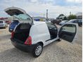 RENAULT CLIO 2001 - 18