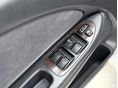 TOYOTA AVENSIS 2002/3 - 12
