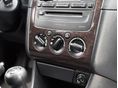 TOYOTA AVENSIS 2002/3 - 14