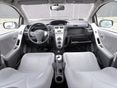 TOYOTA YARIS 2006/4 - 8