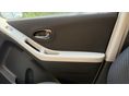 TOYOTA YARIS 2011/1 - 12