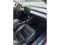 TESLA MODEL 3 2019/12 - 10