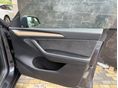 TESLA MODEL Y 2022/4 - 13
