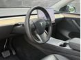 TESLA MODEL Y 2022/4 - 17