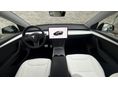 TESLA MODEL Y 2023/8 - 10