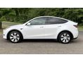 TESLA MODEL Y 2023/3 - 4