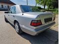 MERCEDES-BENZ E-OSZTÁLY 1995/4 - 2