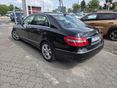 MERCEDES-BENZ E-OSZTÁLY 2009/4 - 3