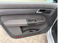 VOLKSWAGEN TOURAN 2004/7 - 10